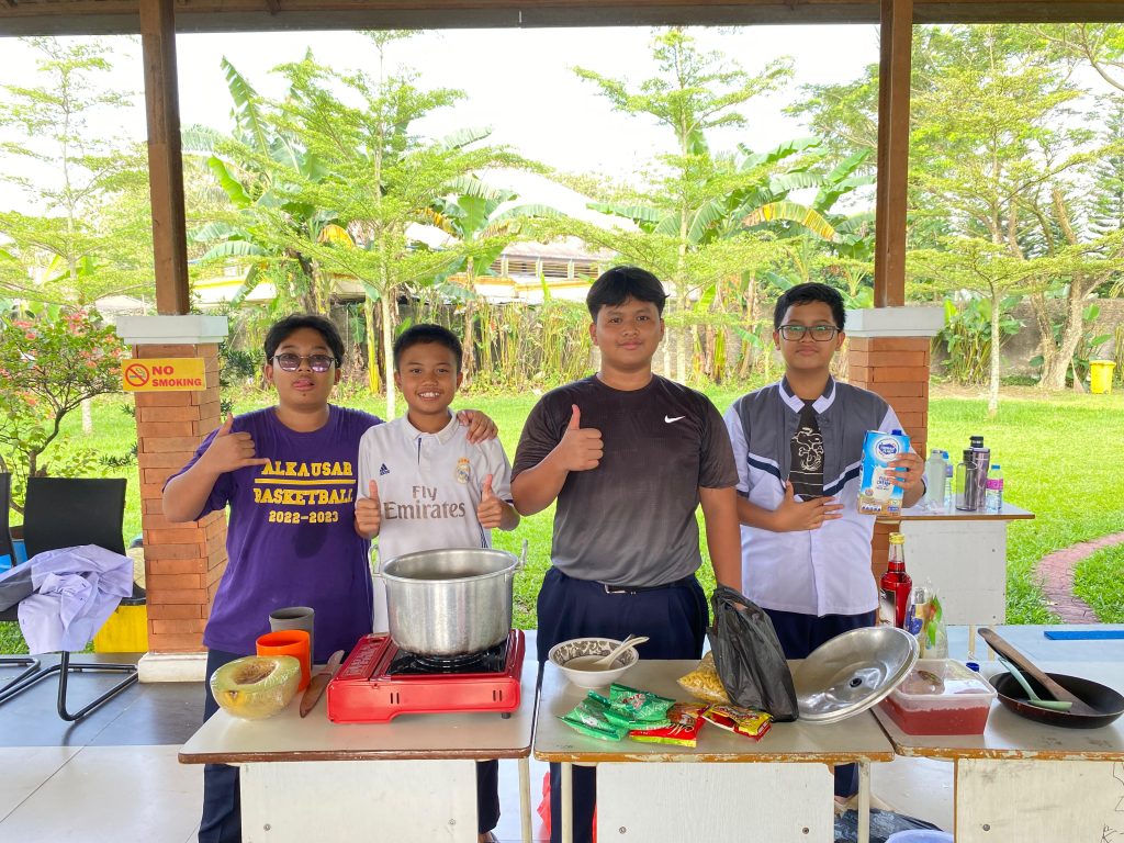 Siswa Kelas 8 Al Kausar Laksanakan P4MD